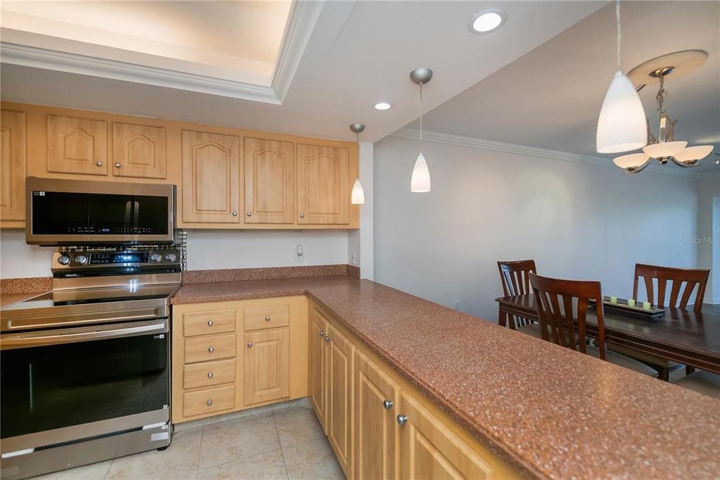 4396 BOWSPRIT COURT 4E photo 4