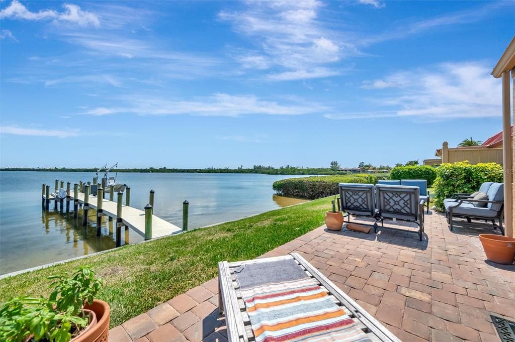 3863 CATALINA DRIVE photo 3