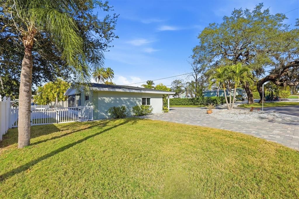 302 GEORGIA AVENUE photo 3