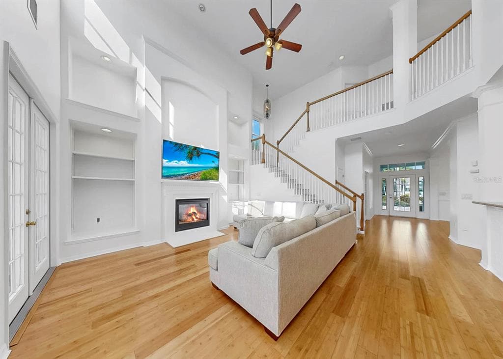 435 ISLEBAY DRIVE photo 24