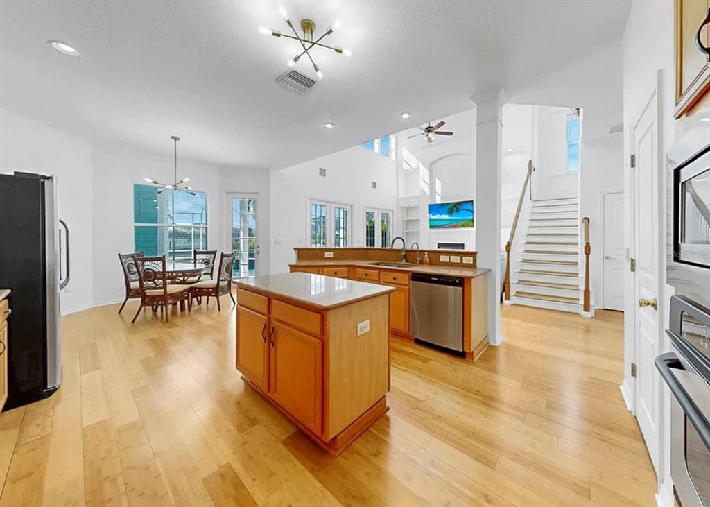 435 ISLEBAY DRIVE photo 18