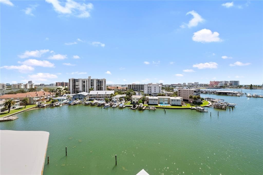 211 SKIFF POINT 3A photo 19