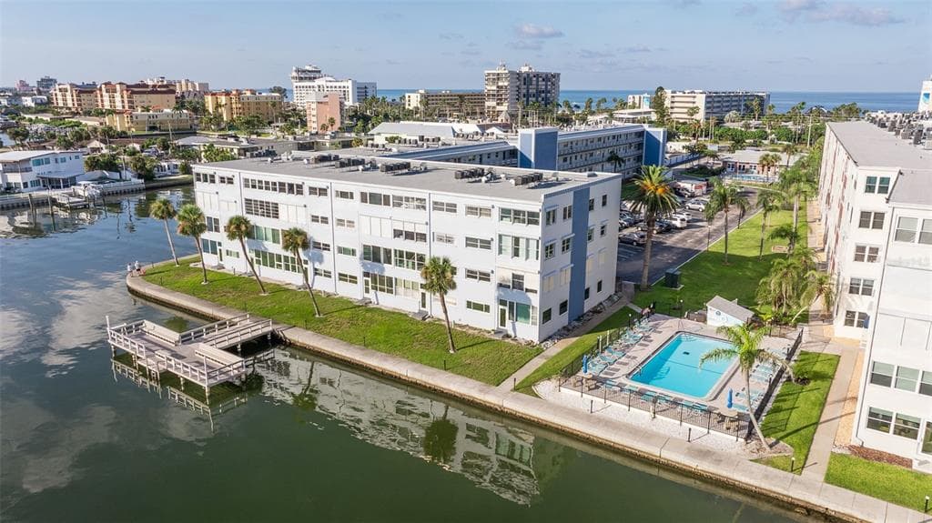 5555 GULF BOULEVARD 215 photo 1