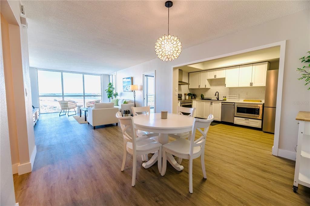 100 PIERCE STREET 1102 photo 7