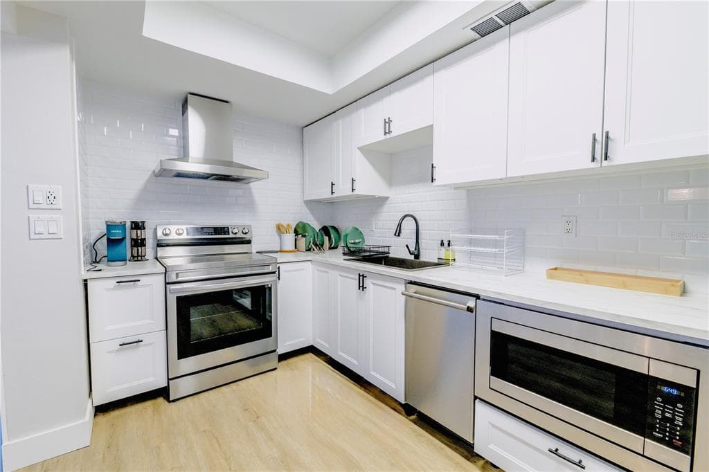 100 PIERCE STREET 1102 photo 9