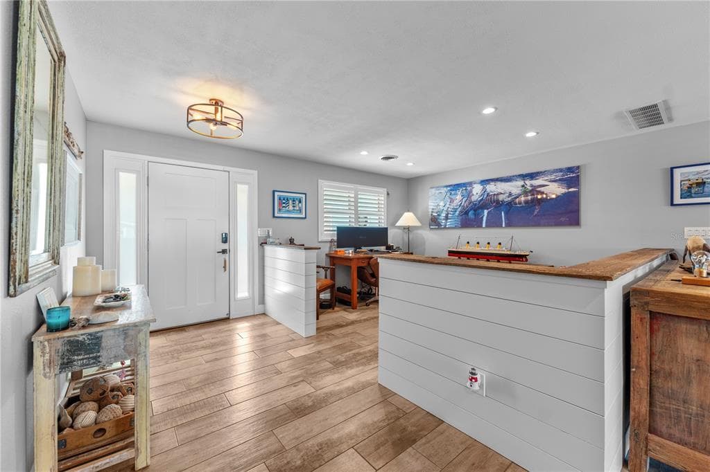 118 CORAL WAY 5