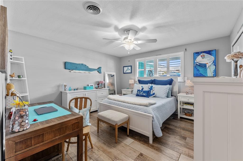 118 CORAL WAY photo 25