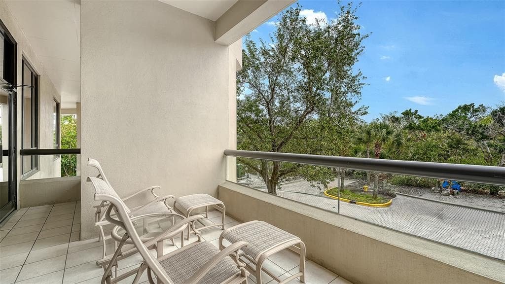 1281 GULF OF MEXICO DRIVE 111 photo 23