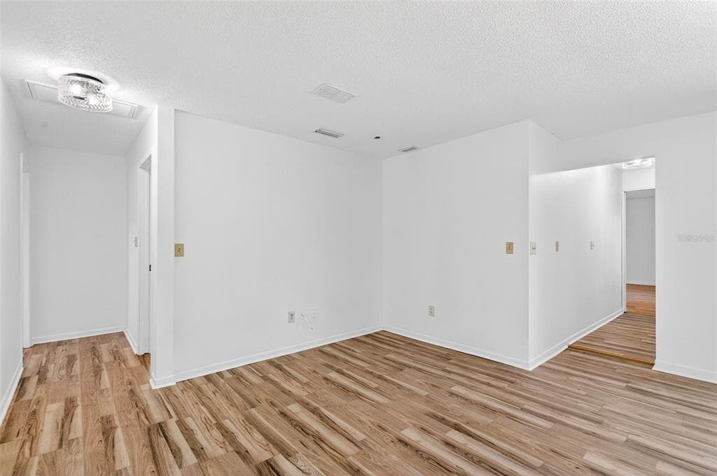 1520 S KEENE ROAD photo 23