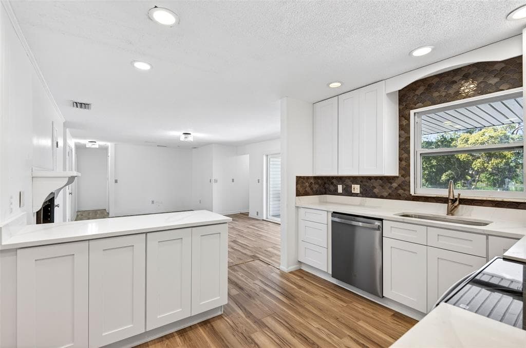 1520 S KEENE ROAD photo 18