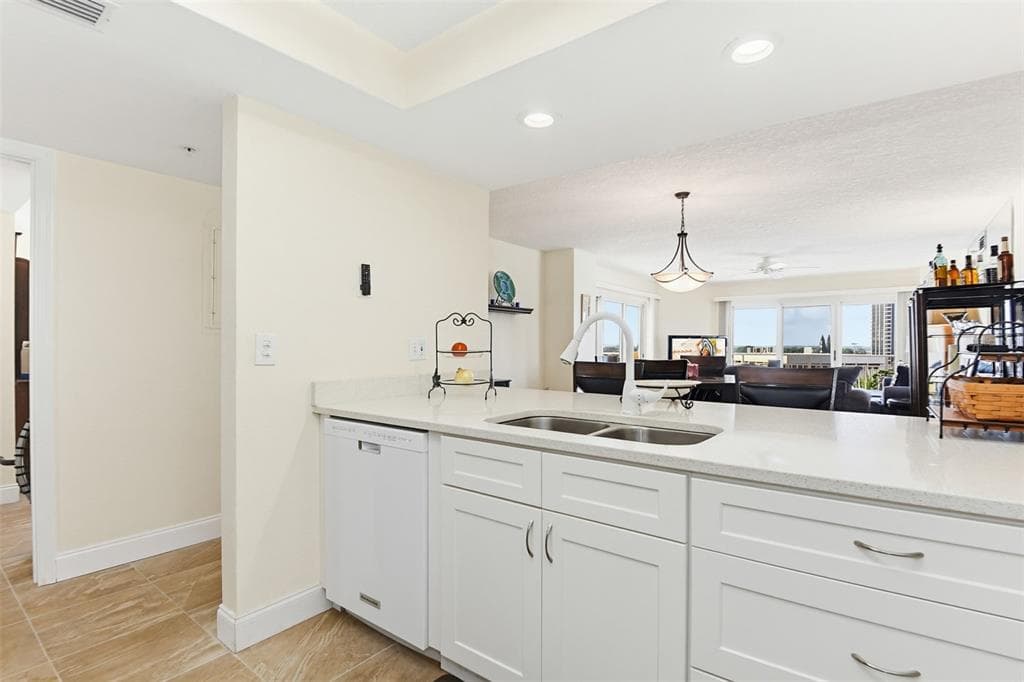 2967 S ATLANTIC AVENUE 408 photo 17
