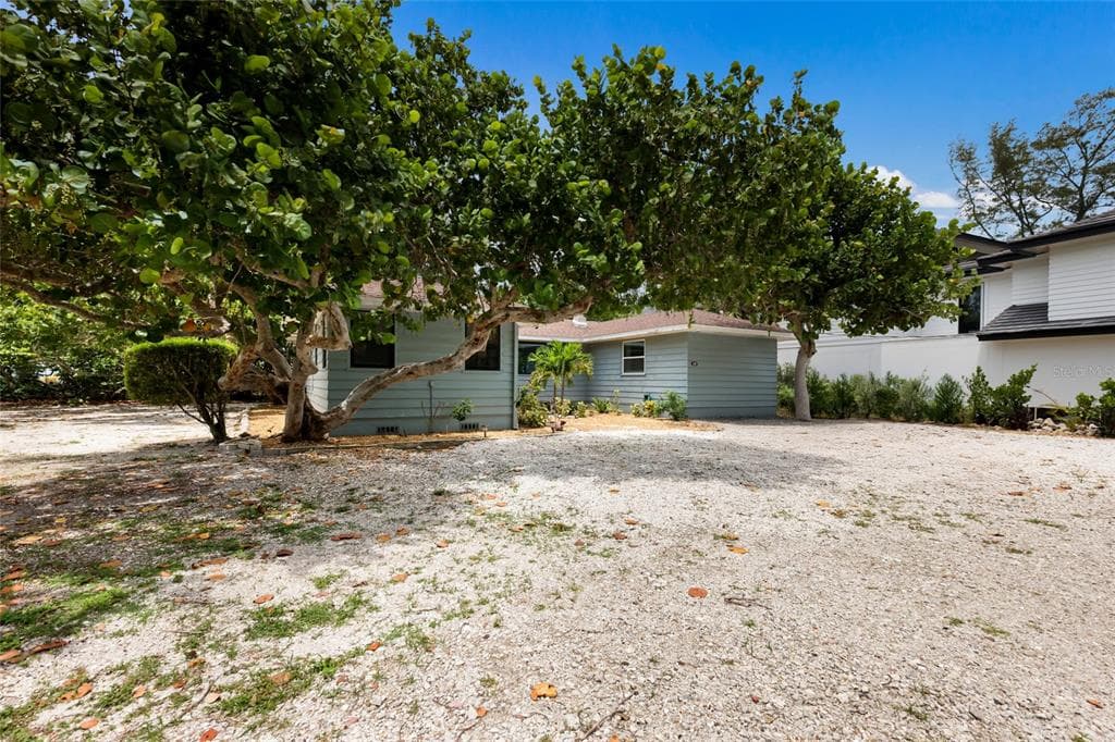 103 51ST STREET photo 2