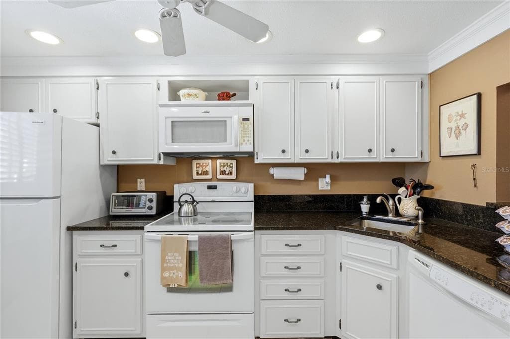 220 SANTA MARIA STREET 342 photo 13