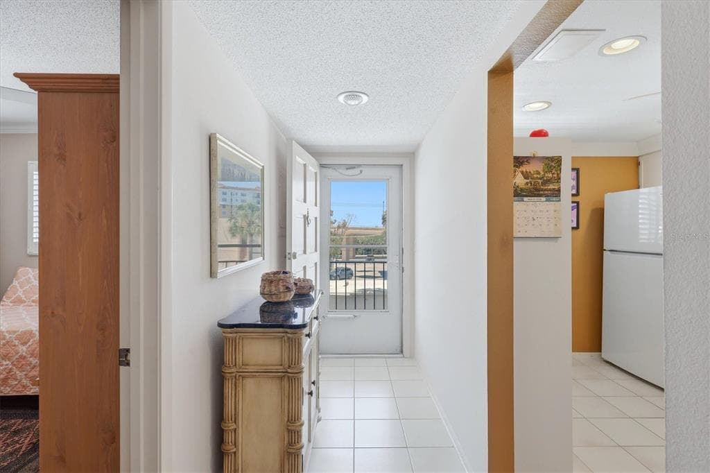 220 SANTA MARIA STREET 342 photo 14