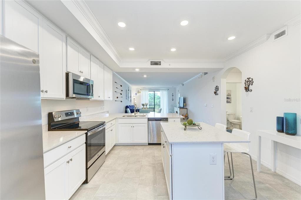 18114 GAWTHROP DRIVE 204 photo 17