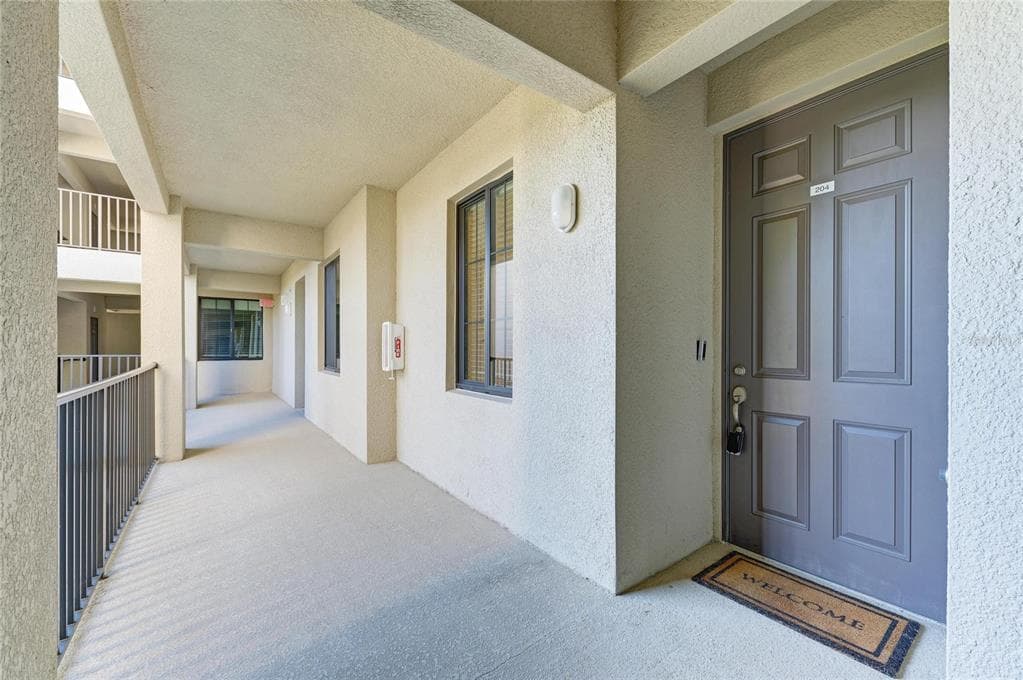 18114 GAWTHROP DRIVE 204 photo 4