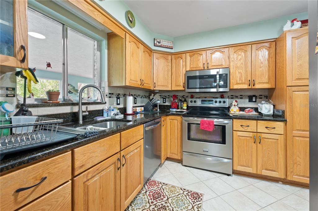 2550 SE 31ST STREET photo 19