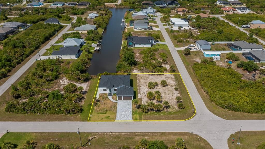 10165 & 10157 KINGSVILLE DRIVE photo 9