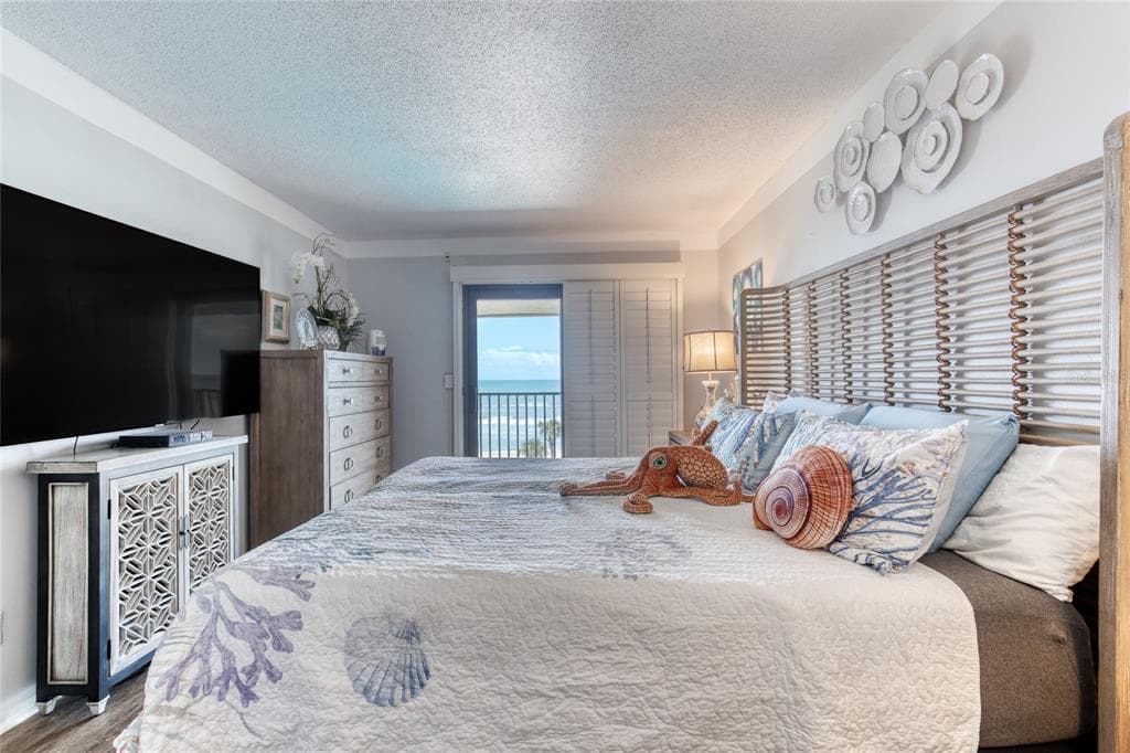 935 OCEAN SHORE BOULEVARD 4040 photo 17