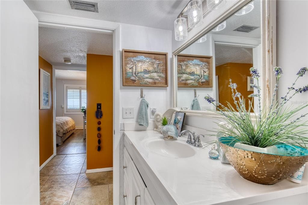 935 OCEAN SHORE BOULEVARD 4040 photo 20