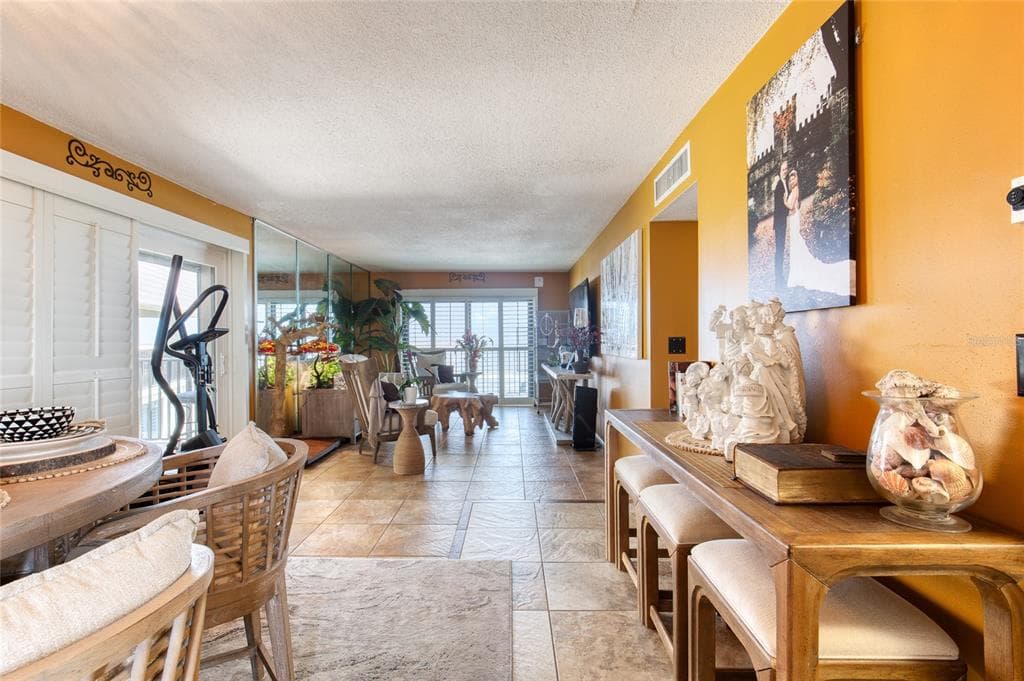 935 OCEAN SHORE BOULEVARD 4040 photo 9