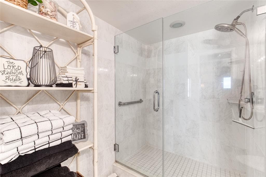 935 OCEAN SHORE BOULEVARD 4040 photo 14