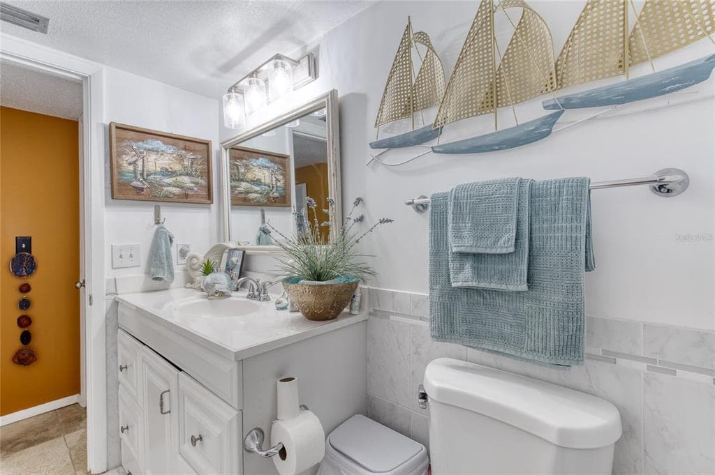 935 OCEAN SHORE BOULEVARD 4040 photo 19