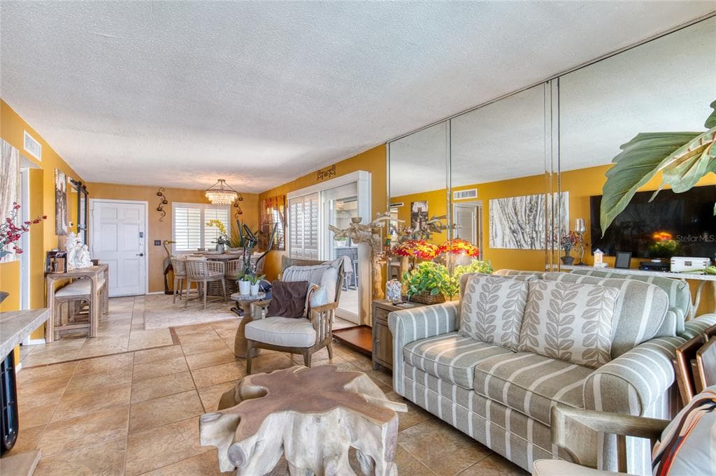 935 OCEAN SHORE BOULEVARD 4040 photo 25