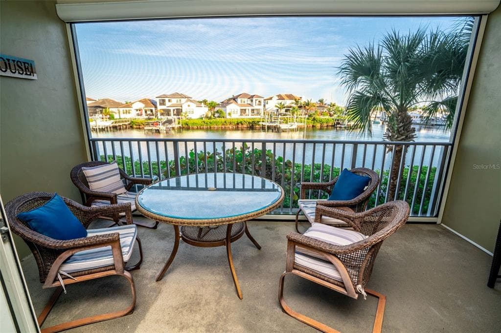 515 BAHIA BEACH BOULEVARD 4