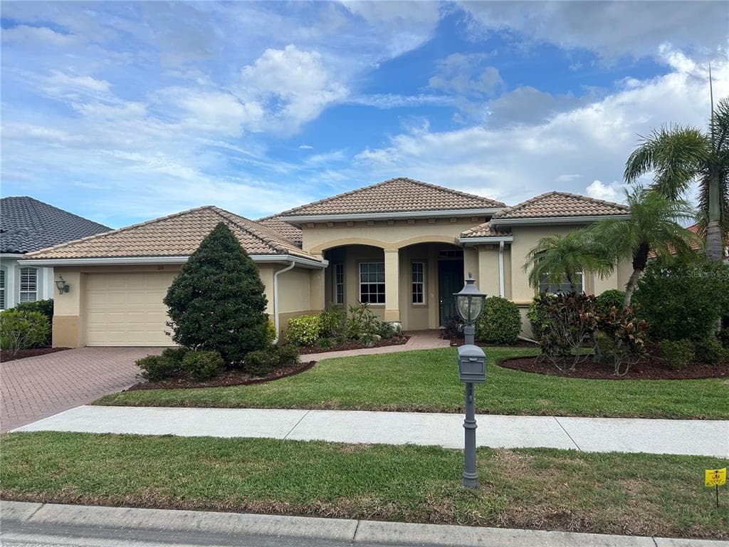 110 CANELETTO WAY photo 1