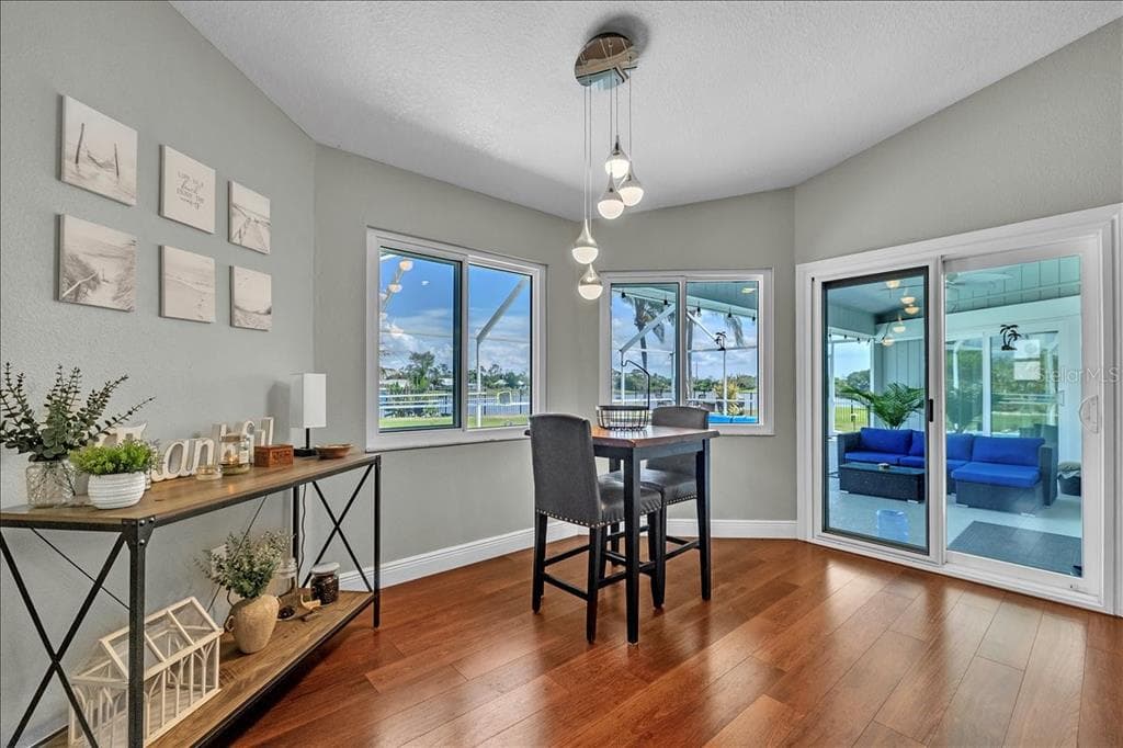 6308 ZENO CIRCLE photo 15