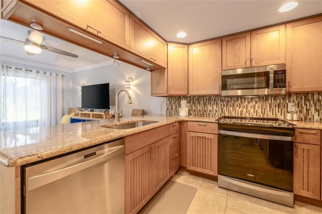 4501 S ATLANTIC AVENUE 209 photo 13