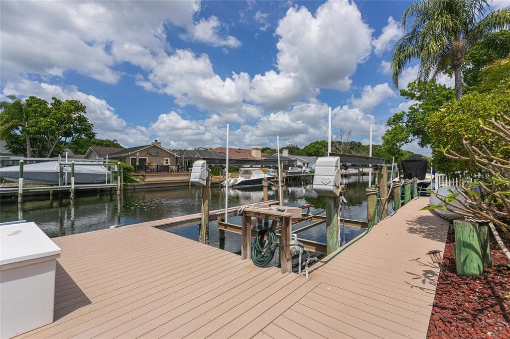 6104 SCHOONER WAY 5