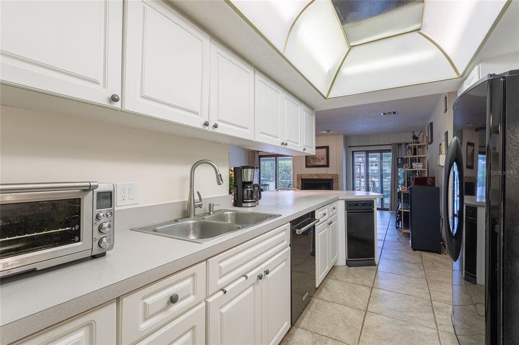 6104 SCHOONER WAY photo 14