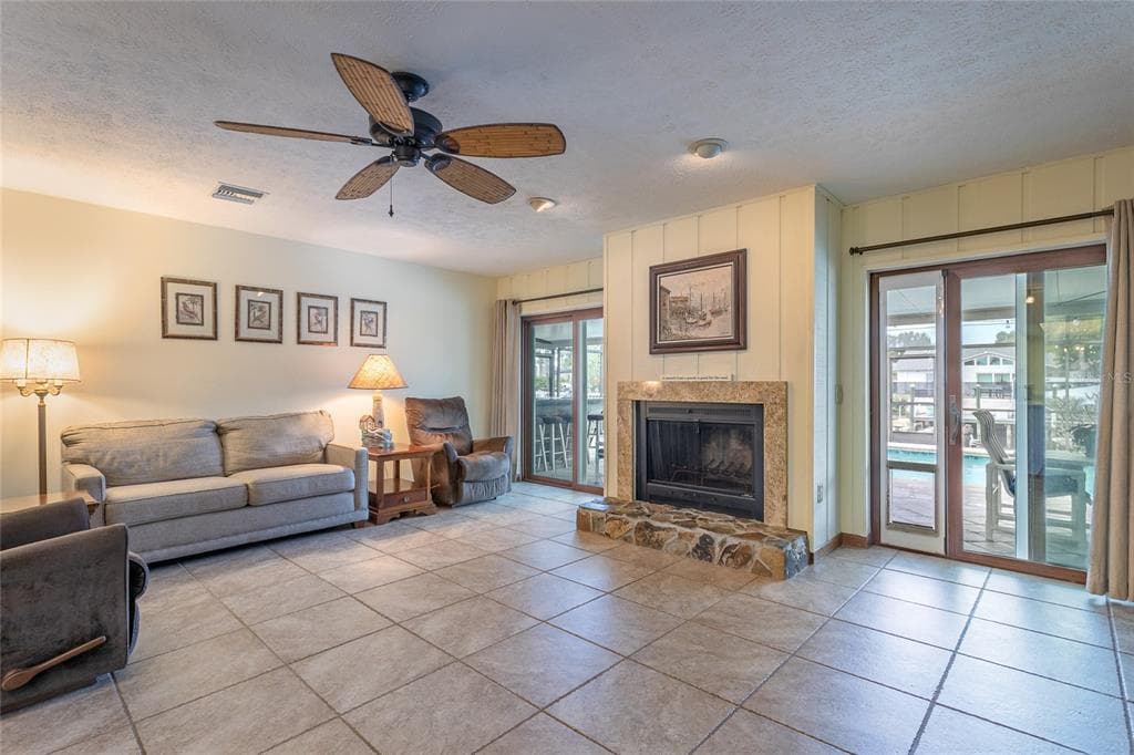 6104 SCHOONER WAY photo 21