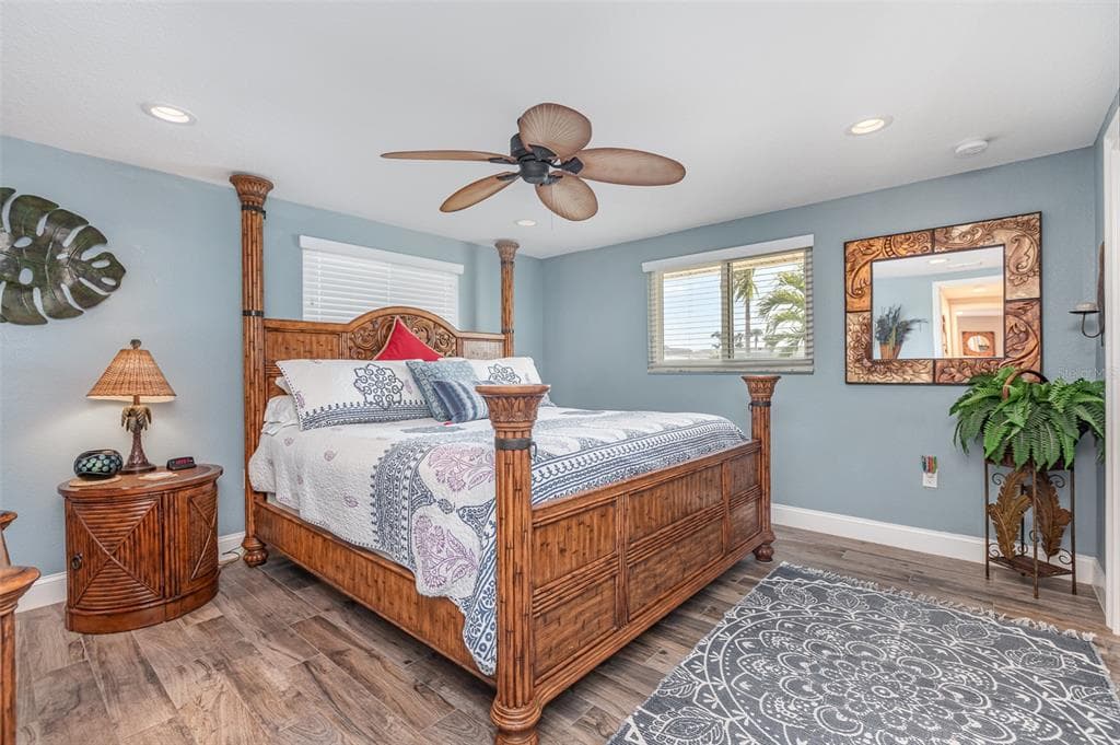 3811 101ST STREET W photo 9