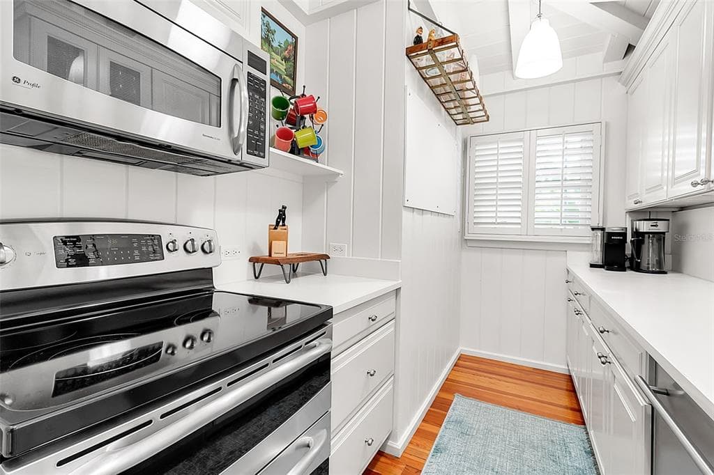 621 CASEY KEY ROAD photo 16