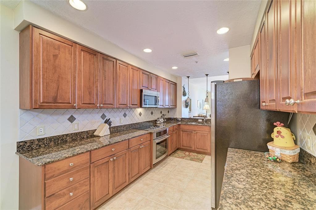 611 RIVIERA DUNES WAY 403 photo 9