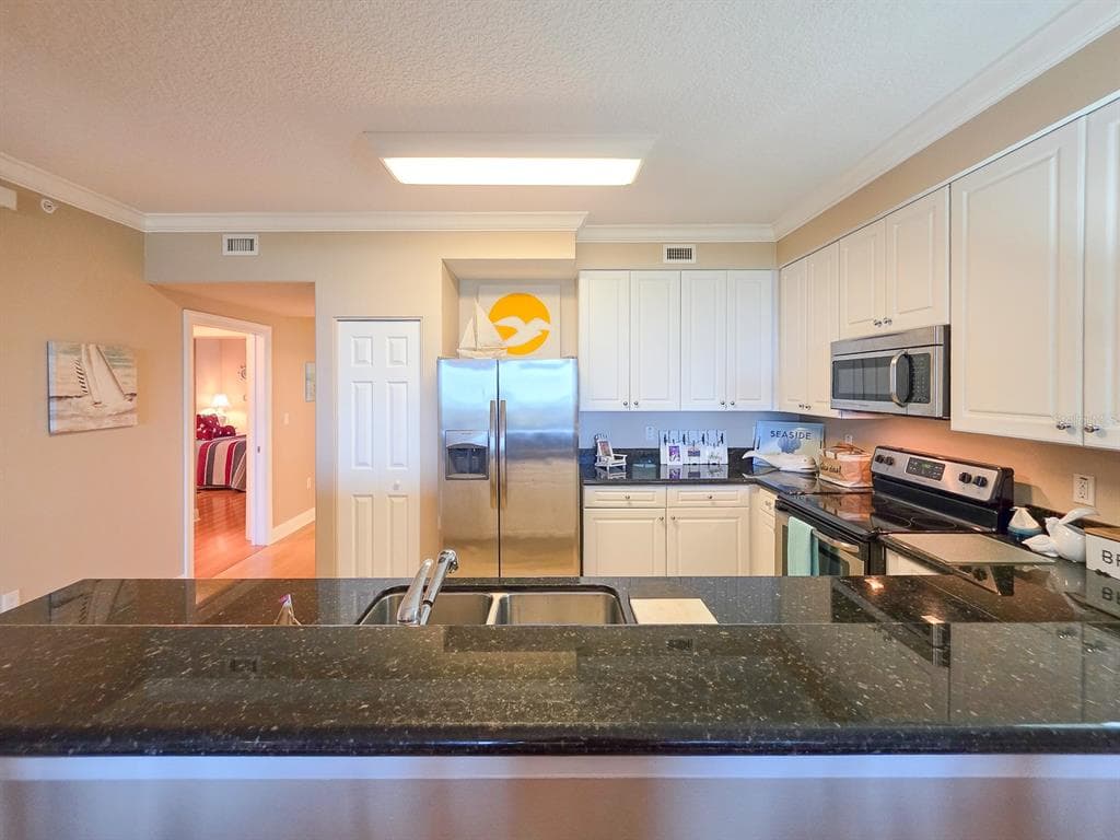60 SURFVIEW DRIVE 209 photo 13