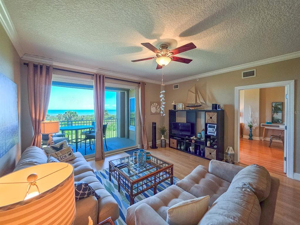 60 SURFVIEW DRIVE 209 photo 10