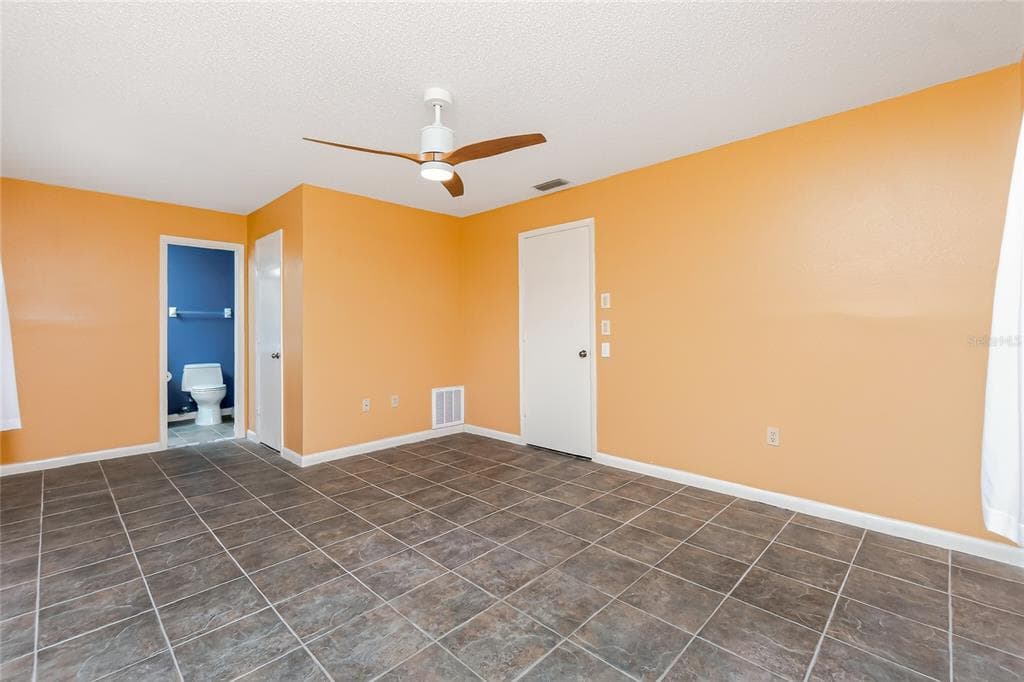 9406 PROSPECT AVENUE photo 24