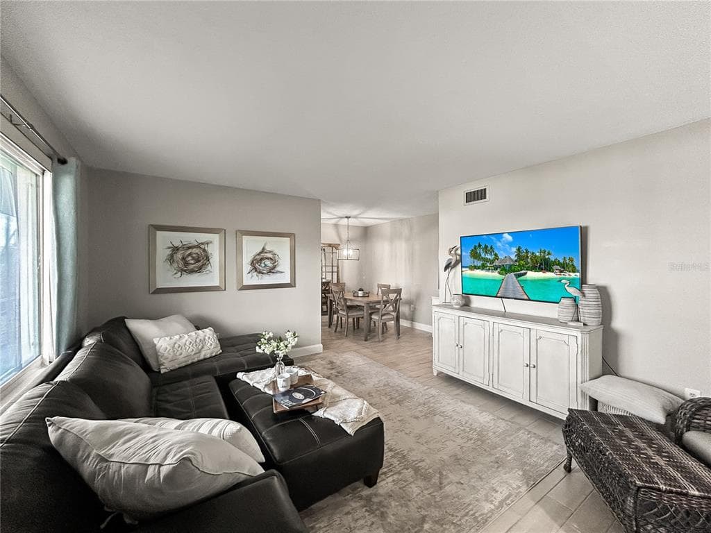 1600 W LAKE PARKER DRIVE #C4 3