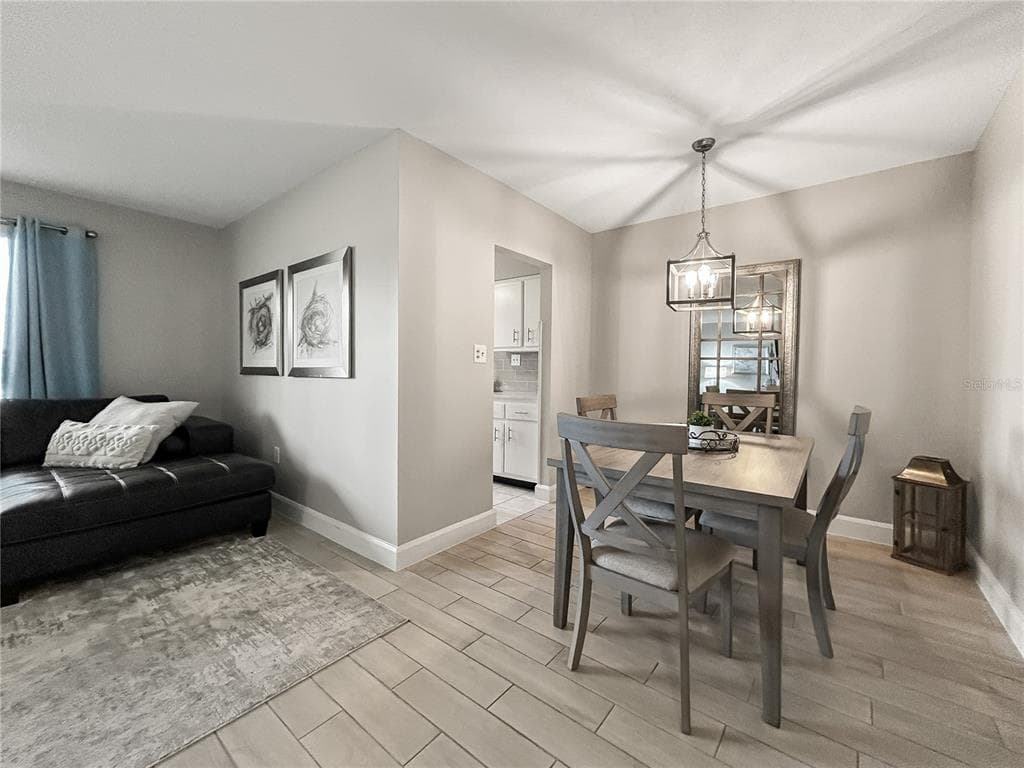 1600 W LAKE PARKER DRIVE C4 photo 10