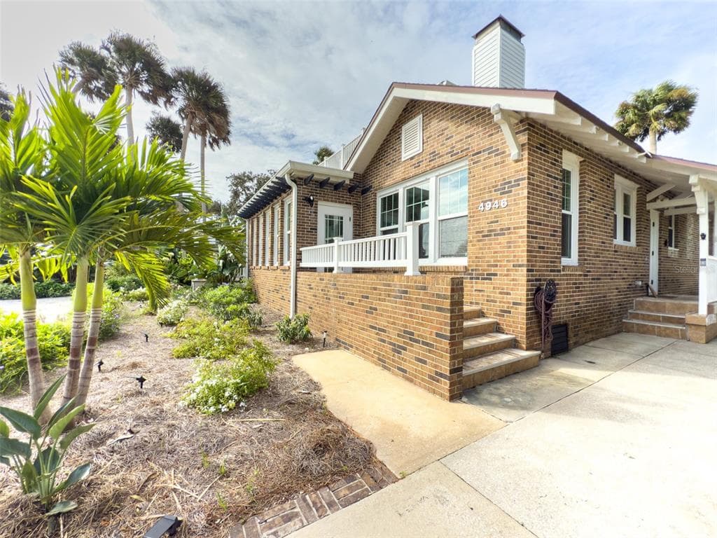 4946 HALIFAX DRIVE photo 12