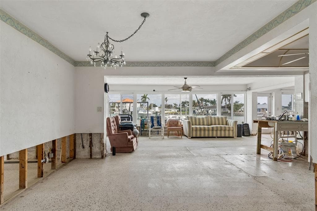 15 BELLEVUE DRIVE photo 9