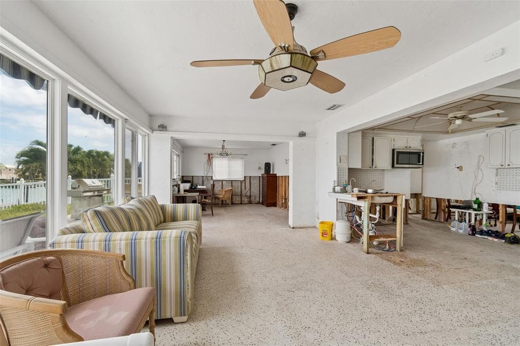 15 BELLEVUE DRIVE photo 15