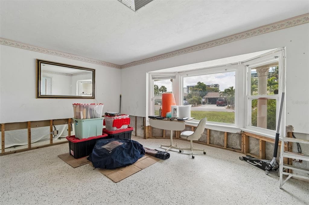 15 BELLEVUE DRIVE photo 8