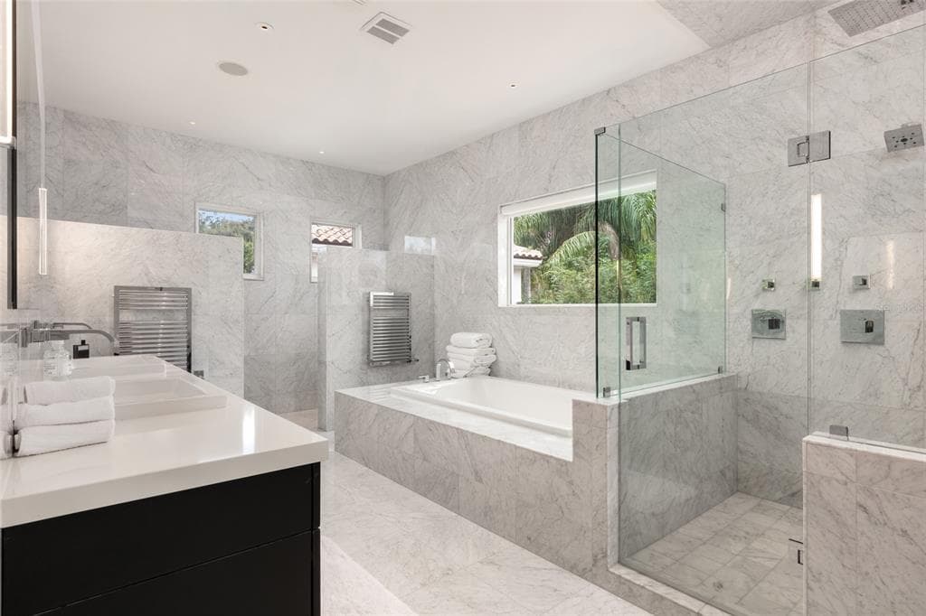 12488 PARK AVENUE photo 17