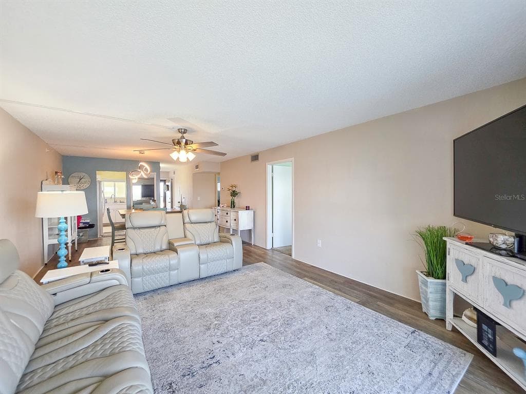 3606 S PENINSULA DRIVE 605 photo 20
