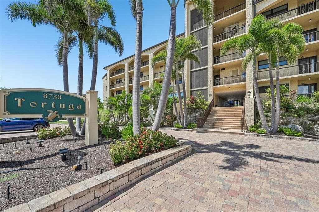 8710 MIDNIGHT PASS ROAD #203B 2